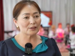 Цэцэрлэгийнхээ 32 хүүхдэд хөгжим заан сургаж, хоёр хамтлаг байгуулжээ