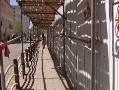 Хууль зөрчиж газар олгосон шийдвэр ар араасаа асуудал дагуулсаар байна