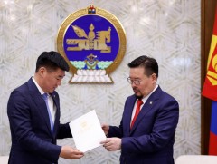 Хувь хүний орлогын албан татварын тухай хуульд нэмэлт, өөрчлөлт оруулах тухай хуулийн төслийг өргө..