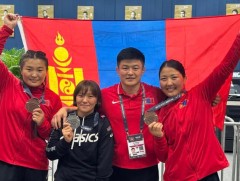 Будапештаас 1 мөнгө, 2 хүрэл медаль хүртлээ