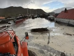 Түр зуурын бороонд 30-40 орчим айл үерт автжээ