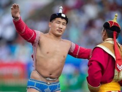 Улсын арслан Б.Орхонбаяр наадмын түрүү булаалдахаар шалгаран үлдлээ