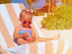 Өндөр настан, бага насны хүүхдүүдийг наршихаас сэргийлээрэй 