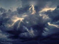 Үер, ус, борооны өмнөх нөөлөг салхины аюулаас сэрэмжтэй байхыг анхааруулж байна