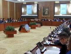 Нэр томьёоны хэрэглээг зөв зохицуулах хэрэгтэй