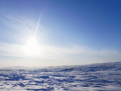 Ирэх нэг, хоёрдугаар сард ихэнх нутгаар олон жилийн дунджаас хүйтэн байх төлөвтэй байна