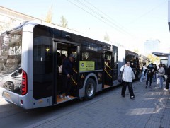 Их багтаамжийн урт автобусыг нийтийн тээврийн үйлчилгээнд явуулж эхэллээ