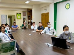 Вьетнамын Ханой АУИС-ийн эмнэлгийн гэмтэл согогийн эмч нартай телемедицин хийлээ