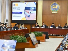 Тамхины хяналтыг чангаруулж, татвар, үнийг нэмэгдүүлэх талаар хэлэлцлээ