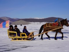 “Хөх сувд” олон улсын мөсний баяр бямба гараг хүртэл үргэлжилнэ
