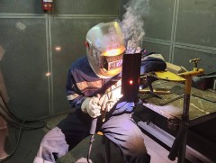       Мэргэжлийн болон техникийн боловсролын сургалтын байгууллагын суралцагчдад тэтгэлэг олгоно