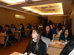       Сум, хороонд ажиллах хүүхэд, гэр бүлийн нийгмийн ажилтныг чиглүүлэх, мэргэшүүлэх сургагч баг..