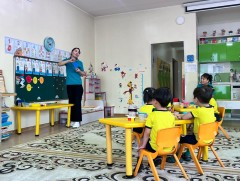 Нийслэлийн 18 цэцэрлэгт Сургуулийн өмнөх боловсролын сургалтын хөтөлбөрийг туршин хэрэгжүүлжээ