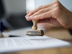 Канад улс цагаачлалын бодлогоо чангатгаснаар виз хүсэгчдийн тоо буурчээ