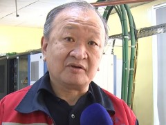 Радио өргөн нэвтрүүлгийг 76.1 болон 82.9 долгион дээр нэвтрүүлэхээр ажиллаж байна