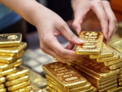 Алтны ханш дахин шинэ дээд түвшинд хүрч чангарав