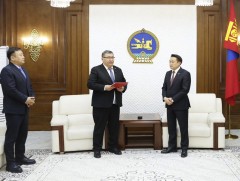 Уул уурхайн бүтээгдэхүүний биржийн тухай хуульд нэмэлт, өөрчлөлт оруулах тухай хуулийг төсөл өргөн..