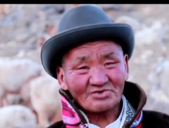 Нарийнтээл сумын малчин Ц.Доржготовын гэр бүл 