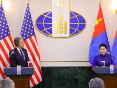 Англи хэлний төгөлдөршил төв үйл ажиллагаагаа эхлүүлэв 