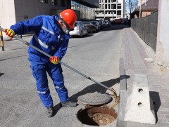 Бохирын хоолойнуудад хатуу хог хаягдлын шүүр суурилуулж байна