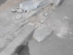 Өнгөрсөн жил суулгасан замын хашлага эхнээсээ эвдэрчээ