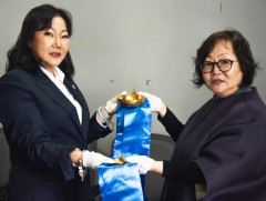 Монголын Үндэсний музейн сан хөмрөгт шинэ үзмэр нэмэгдлээ