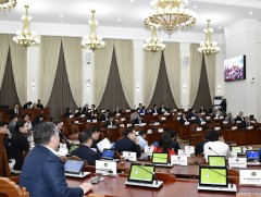 Зөвшөөрлийн тухай хуульд нэмэлт, өөрчлөлт оруулах тухай хуулийн төслийг анхны хэлэлцүүлэгт шилж..