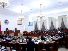 Цусны донорын тухай болон Эрхтэн, эд, эс шилжүүлэн суулгах тухай хуулийн төслүүдийн хэлэлцэх эсэхи..