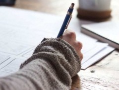 Сурагчдын гэрийн даалгаврын ачаалал их байна