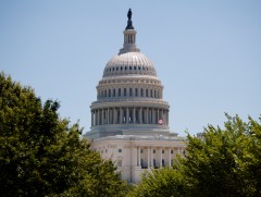 АНУ-ын хэмнэлтийн бодлогын үр дүнд эрдэмтэн судлаачид олноороо гадагш цагаачлах төлөвтэй байна