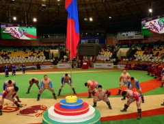 Аймаг, цэргийн начин цолтой 256 бөхийн барилдаан эхэллээ