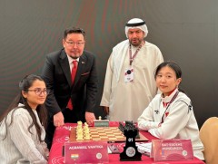 Б.Мөнгөнзул Ази тивийн АШТ-ээс мөнгөн медаль хүртлээ