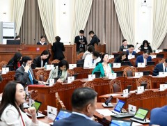 Боловсролын санхүүжилт, хөрөнгө оруулалтыг нэмэгдүүлэх, хүүхэд бүрд суралцах тэгш боломжийг бүрдүү..