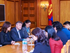 Монгол Улс дахь НҮБ-ын Суурин зохицуулагч Яап Ван Хиердэнийг хүлээн авч уулзав