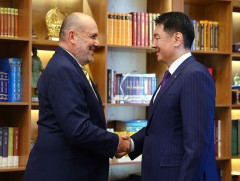 Ерөнхийлөгчийн ивээл дор Нөмрөгийн дархан цаазат газарт тахь нутагшуулах төсөл хэрэгжүүлнэ