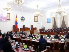 Зөвшөөрлийн тухай хуульд нэмэлт, өөрчлөлт оруулах тухай хуулийн төслийг батлав