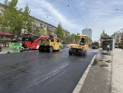 Гранд плазагийн уулзвараас 11 дүгээр сургуулийн уулзвар хүртэлх авто замын хөдөлгөөнийг өнөөдөр нэ..