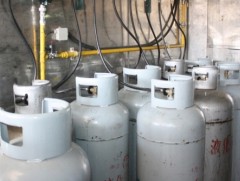 Ирэх сарын нэгнээс эхлэн айл, өрхийг хийн түлшид шилжүүлнэ