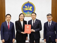 Нийтээр тэмдэглэх баярын болон тэмдэглэлт өдрүүдийн тухай хуульд нэмэлт оруулах тухай хуулийн төсө..