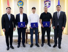 Нийслэлийн 3 дүүрэгт дахин төлөвлөлтийн төсөл хэрэгжүүлэх ААН-үүд шалгарч, батламжаа гардан авлаа