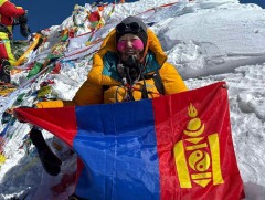 Б.Батхишиг: Эверестийг амжилттай оргилдох хүртэл байгаль намайг сонсож байсан