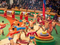 Зургаадугаар сард болох бөхийн барилдааны хуваарь