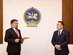 Засгийн газрын бүрэлдэхүүний тухай хуульд өөрчлөлт оруулах тухай хуулийн төслийг өргөн барив