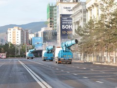 Улиас модыг хэлбэржүүлэх, молцог түүх, унгарилыг шүршиж угаах ажлыг тогтмол хийж байна