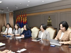 УИХ-ын эмэгтэй гишүүд ОУПХ-ны ажлын хэсгийн төлөөллийг хүлээн авч уулзав