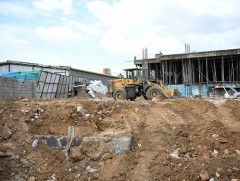 Барилгын түр хашаа, орчны аюулгүй байдалд хяналт шалгалт хийж, зөрчлийг арилгуулж байна