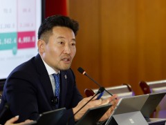 Х.Ганхуяг: Иргэдийн сарын 500 мянган төгрөг хүртэлх худалдан авалтад төлсөн НӨАТ-ыг 100 хувиар буц..