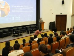 Алслагдсан хороо, сумдын 8200 иргэний цахим ур чадварыг сайжруулж, Дарханд цахим сургалтын төвийг ..