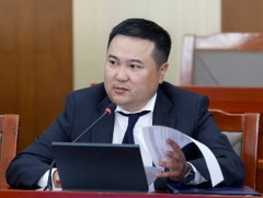 Тээврийн хэрэгслийн татвар болон хураамжийн талаар УИХ-ын төсвийн байнгын хороо хэлэлцэж байна