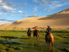 Өнгөрсөн онд манай улсад 800 мянга гаруй жуулчин ирсэн байна 